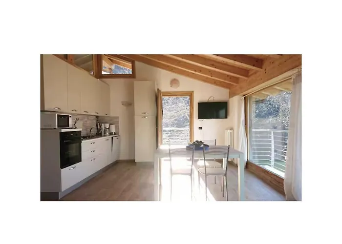 Rustico Prato Grande Con Vista Carriola