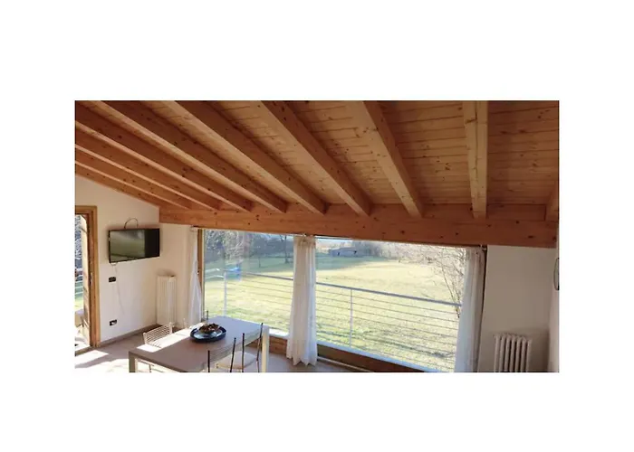 Rustico Prato Grande Con Vista Carriola